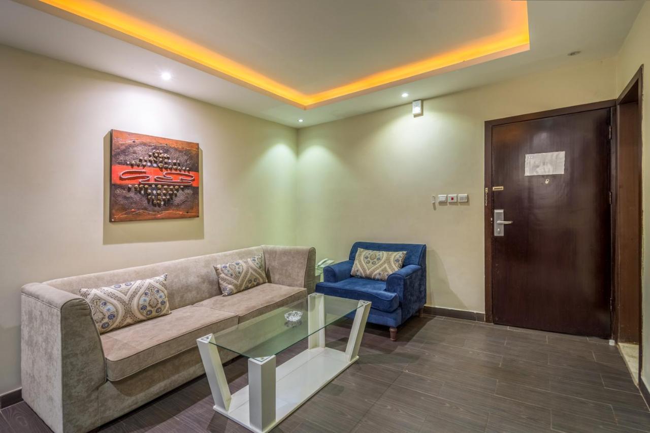 Al Muhaidib Hotel Riade Exterior foto